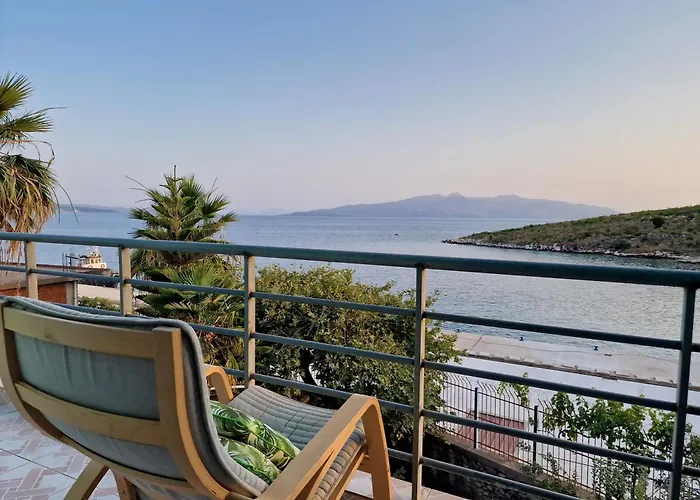 Marina Suites